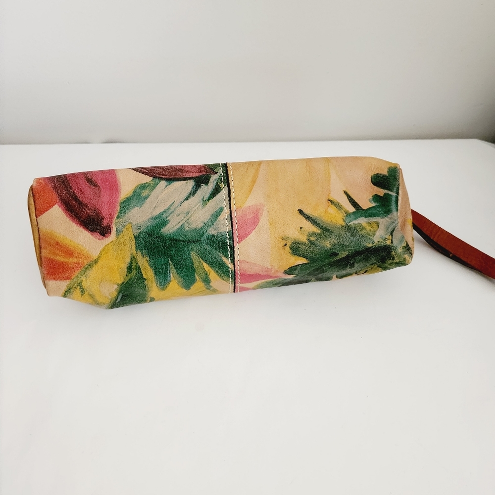 Patricia Nash Leather Wristlet Zipper Pouch - Picture 2 of 4